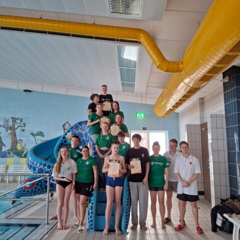 Die Teilnehmer des SV 1883 Schwarzas beim Gruppenbild